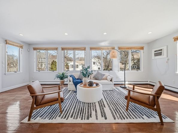 92 Shaw Rd, Belmont MA 02478