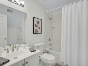 1401 Centre St 1401, Boston MA 02132