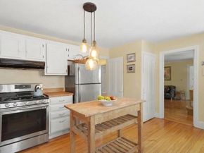 12 Parsons St. 2, Newburyport MA 01950