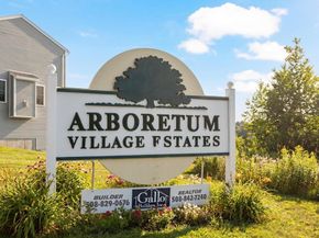 22 Bittersweet Blvd, Worcester MA 01607