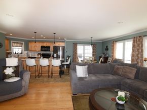 3 Leslie Court, Rockland MA 02370