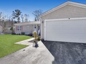 3 Leslie Court, Rockland MA 02370
