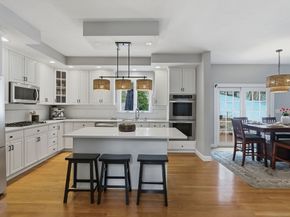 7 Grindstone Ct, Westborough MA 01581