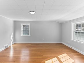 94 Kendrick Ave, Worcester MA 01606