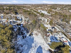1 Delisio Dr, Andover MA 01810