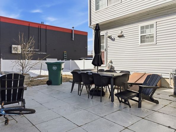 76-78 Linden St, Lynn MA 01905