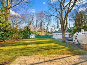 524 Ward St, Newton MA 02459
