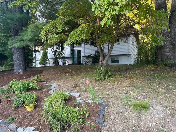 48 Spring Ln, Sharon MA 02067