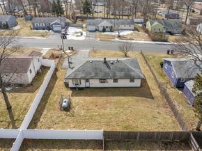 58 Budd Ave, Brockton MA 02302