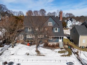 25 Kenwood Ave, Worcester MA 01605