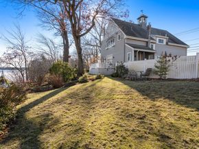 553 Monponsett St, Halifax MA 02338