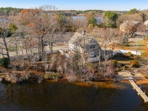 553 Monponsett St, Halifax MA 02338