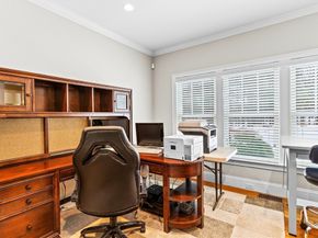 10 Crisileo Way, Canton MA 02021