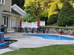 10 Crisileo Way, Canton MA 02021