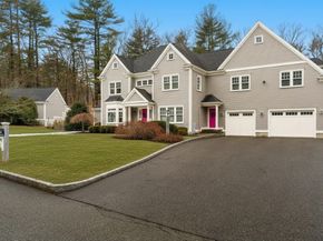 10 Crisileo Way, Canton MA 02021