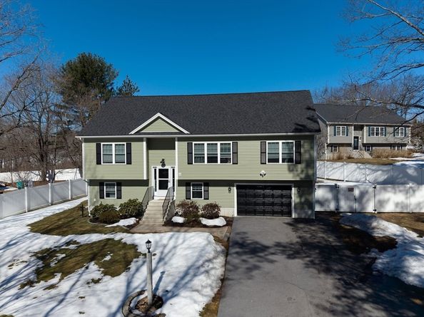 35 J Davis, Charlton MA 01507