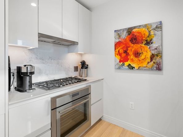 133 Seaport Blvd 1719, Boston MA 02210