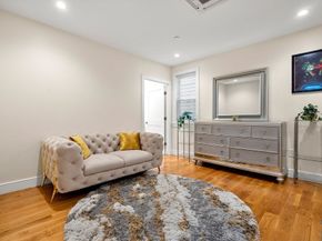 14 Farragut Ave. 1, Somerville MA 02144