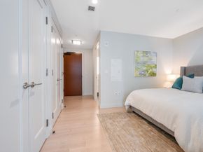 135 Seaport Blvd 1712, Boston MA 02210