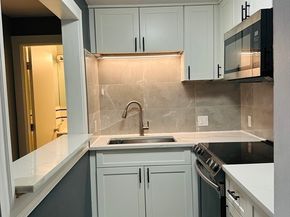 8 Tara Dr 5, Weymouth MA 02188