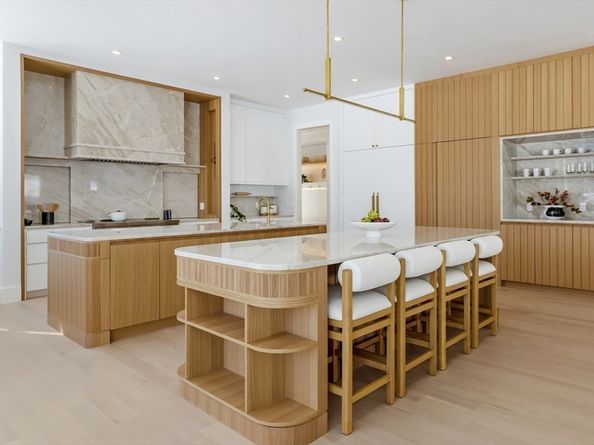 28 Dorothy Rd, Newton MA 02459