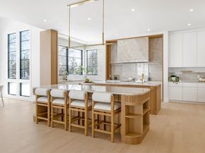 28 Dorothy Rd, Newton MA 02459