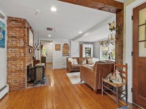 79 Central St, Berlin MA 01503
