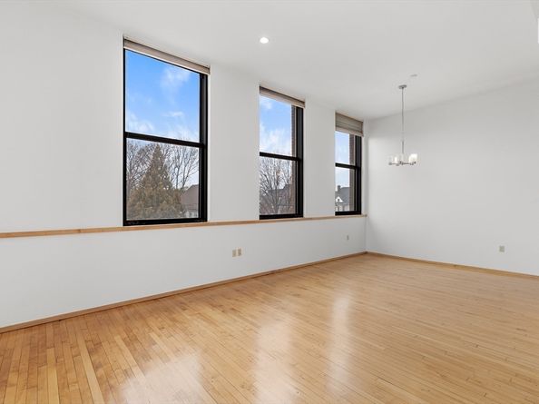 68 Central Ave 304, Medford MA 02155