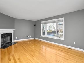 81 Beecher Pl 81, Newton MA 02459