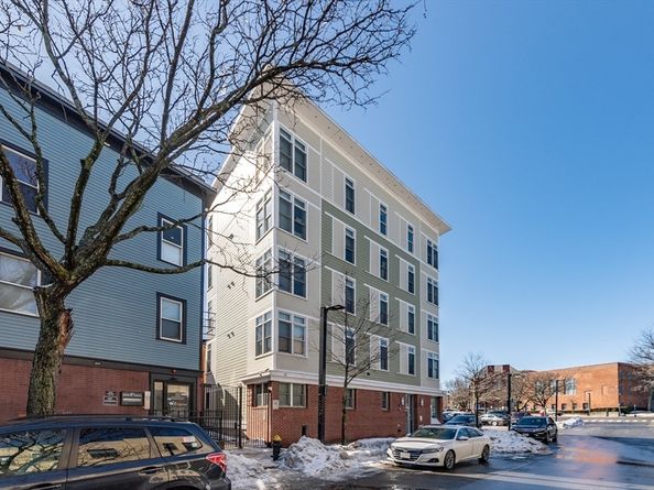 10 Roxbury Street, Boston MA 02119