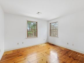 107 Henry St, Uxbridge MA 01569