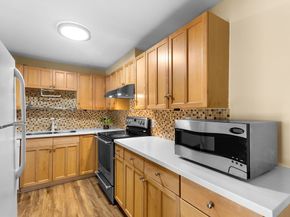 451 School St 25, Marshfield MA 02050