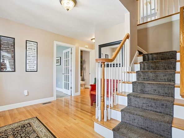 185 Prairie St, Northbridge MA 01534