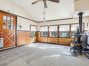 39 Mechanic St, Upton MA 01568