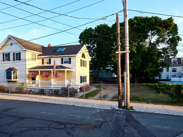 176 Coleridge St, Boston MA 02128