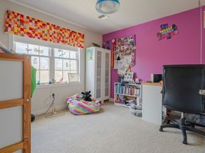 9 White Rd, Mendon MA 01756
