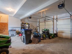 9 White Rd, Mendon MA 01756