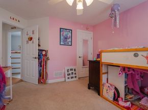 9 White Rd, Mendon MA 01756