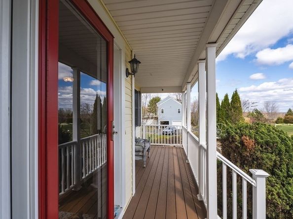 9 White Rd, Mendon MA 01756