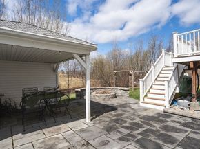 9 White Rd, Mendon MA 01756