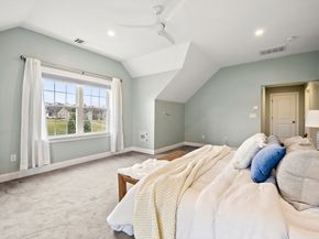 45 Saddleback Ln, Canton MA 02021