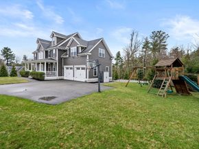 45 Saddleback Ln, Canton MA 02021