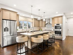 45 Saddleback Ln, Canton MA 02021