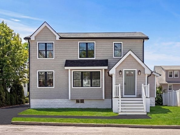 193 Park St, Stoneham MA 02180