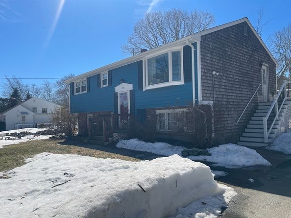 857 South St, Bridgewater MA 02324