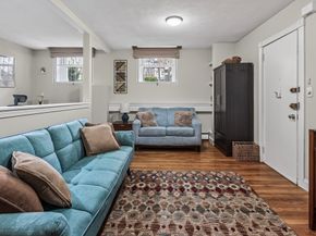 64 Commonwealth G1, Boston MA 02116