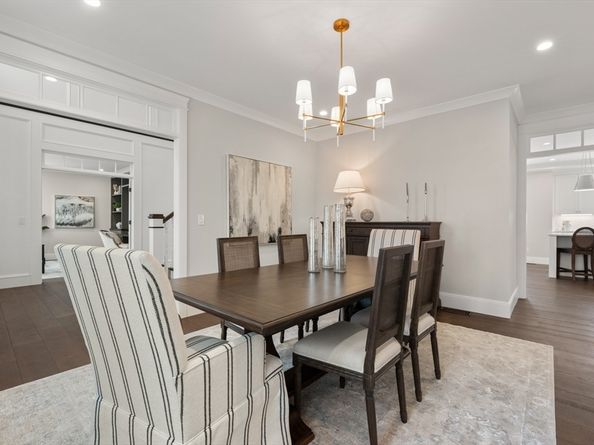 17 Wyndemere Lane, Natick MA 01760