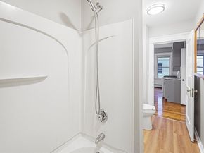 10 Ellsworth St, Worcester MA 01610