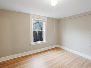 10 Ellsworth St, Worcester MA 01610