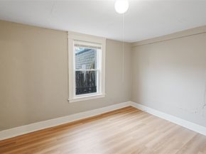 10 Ellsworth St, Worcester MA 01610